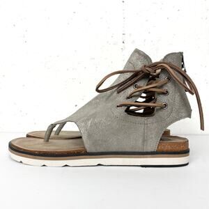 OTBT Off The Beaten Track Womens Locate Sandals Grey Silver Leather Size 9.5